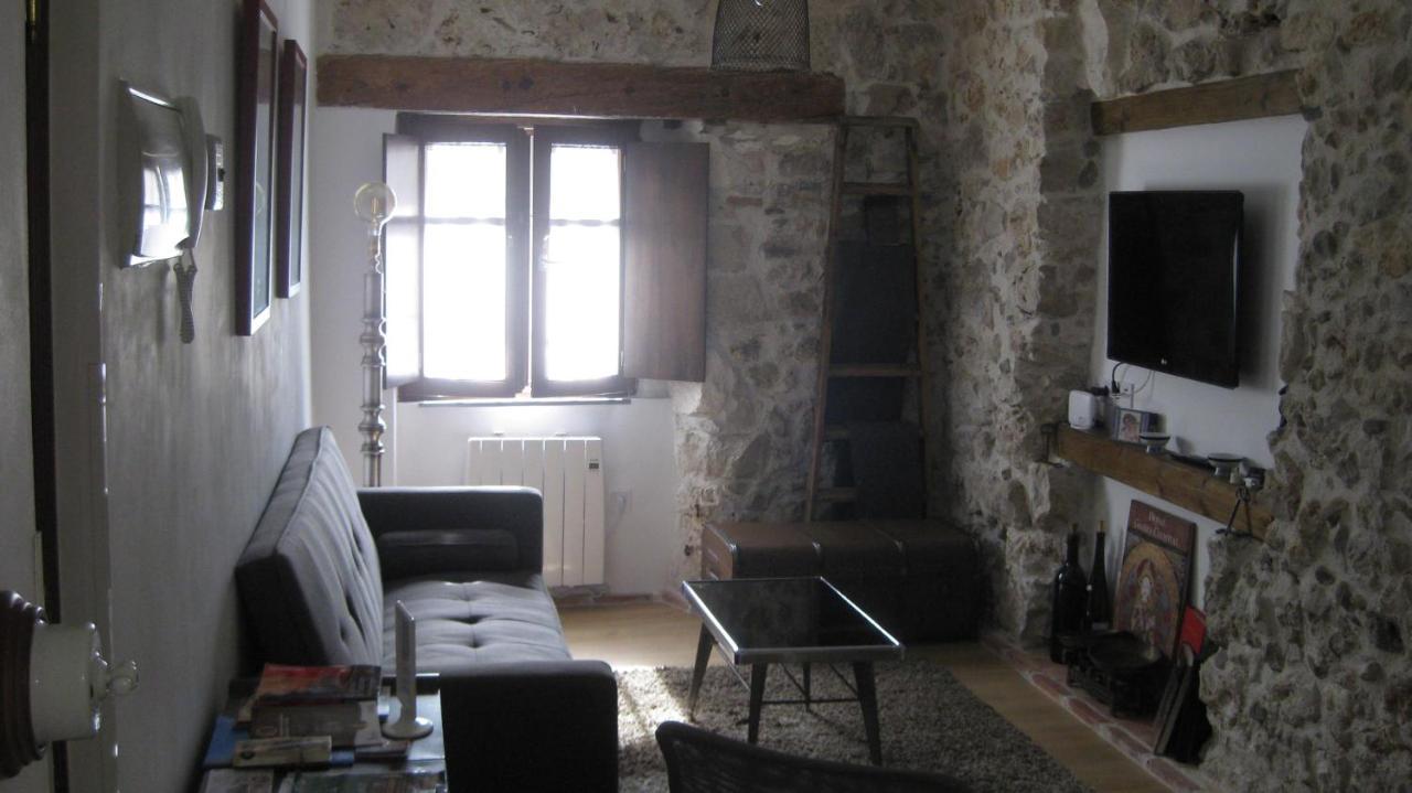 Alojamiento De Piedra Con Encanto Burgo Extérieur photo