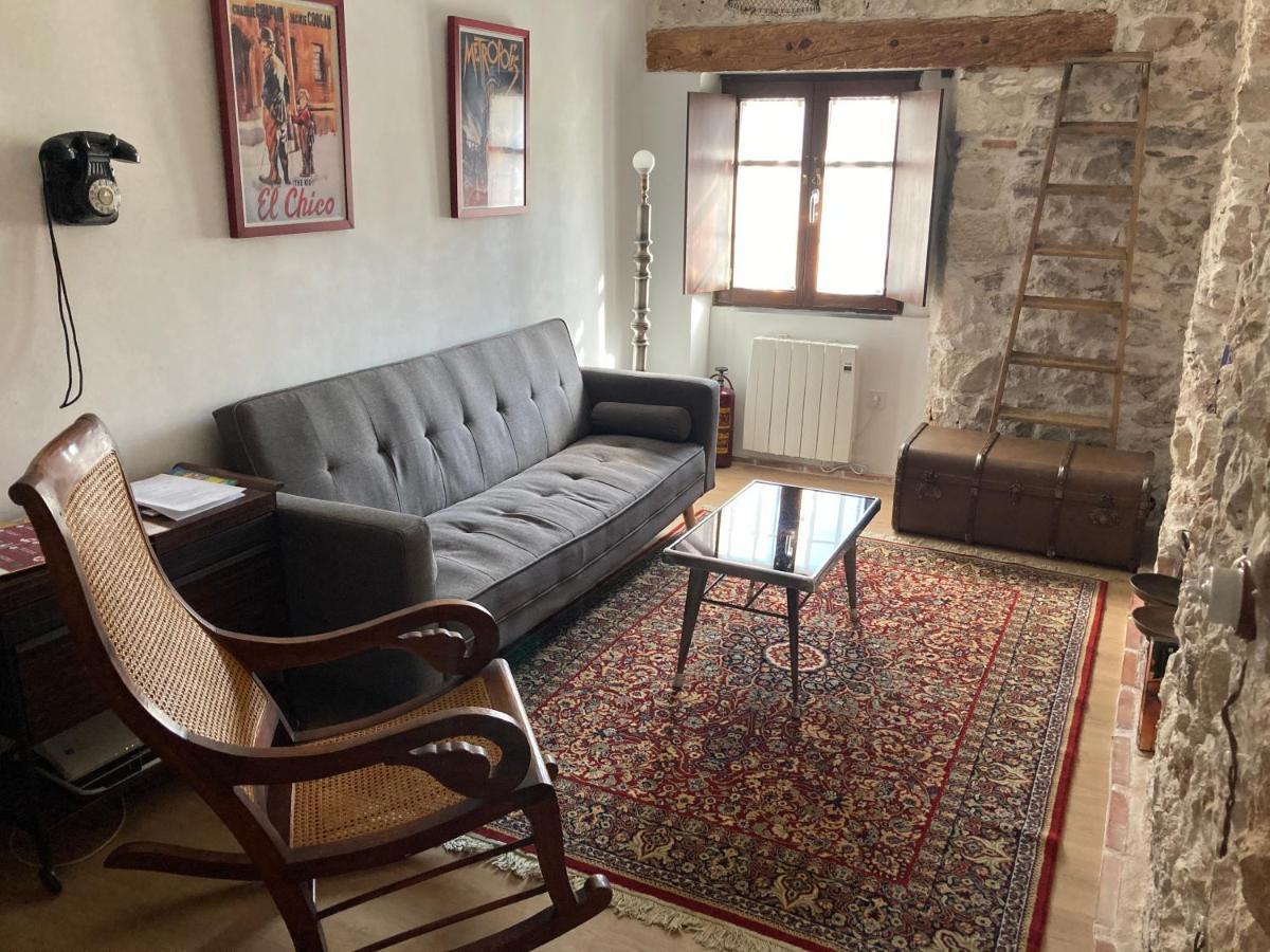 Alojamiento De Piedra Con Encanto Burgo Extérieur photo