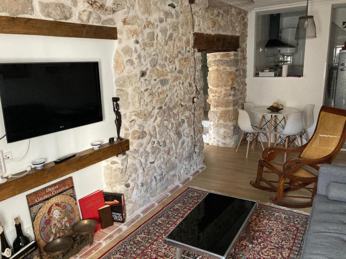 Alojamiento De Piedra Con Encanto Burgo Extérieur photo