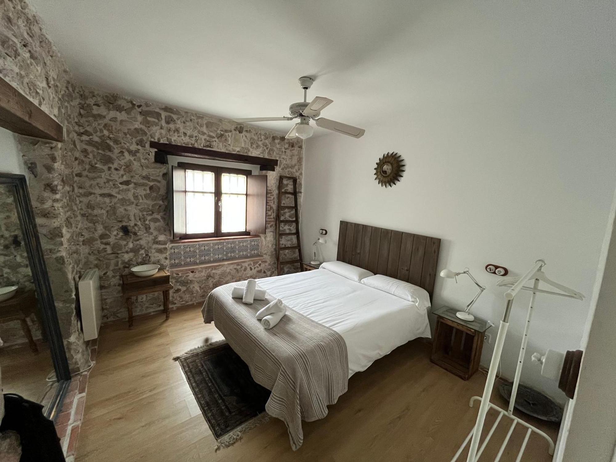 Alojamiento De Piedra Con Encanto Burgo Extérieur photo